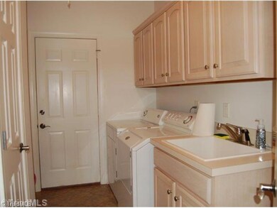 2562 Fox Ridge Rd, Asheboro, NC 27205 - photo 6