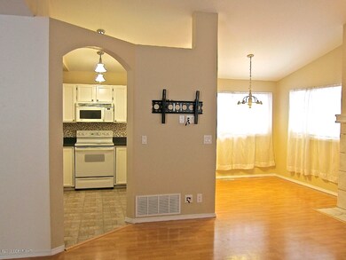 6051 Longoria Cir, Anchorage, AK 99504 - photo 7