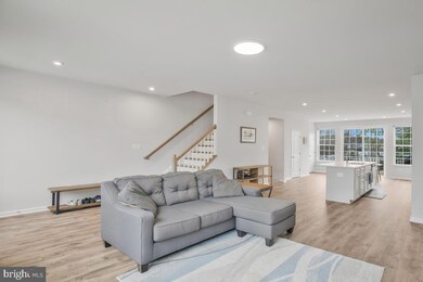 23385 Sugar Pine Ln, California, MD 20619 - photo 3