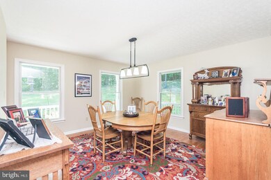 1099 Driftwood Dr, Gerrardstown, WV 25420 - photo 5