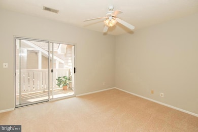 14322 Climbing Rose Way unit 304, Centreville, VA 20121 - photo 7