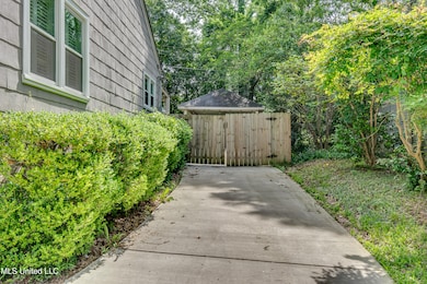 1808 Myrtle -8
