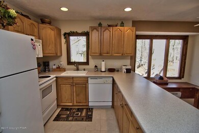109 Cub Path, Pocono Pines, PA 18350 - photo 5
