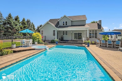 1077 Christine Dr, Lapeer, MI 48446 - photo 5