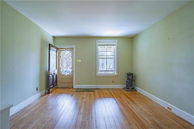 239 E Church St, Bethlehem, PA 18018 - photo 4