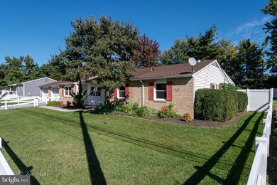 2425 Lodge Farm Rd, Sparrows Point, MD 21219 - photo 3