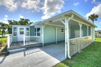 903 Pecan Cir, Sebastian, FL 32976 - photo 4