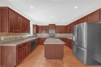 4802 Tradition Way, Colfax, NC 27235 - photo 6