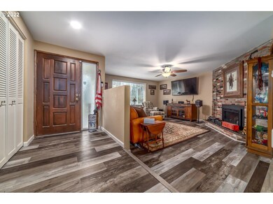 405 Silver Meadows Dr, Eugene, OR 97404 - photo 4