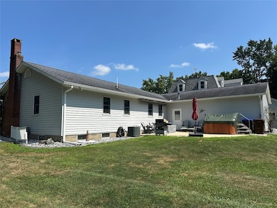415 N 2nd St, Conneaut Lake, PA 16316 - photo 7