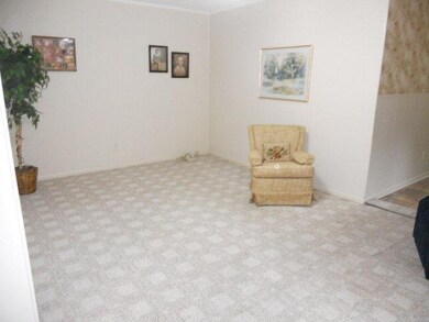 Den off kitchen
