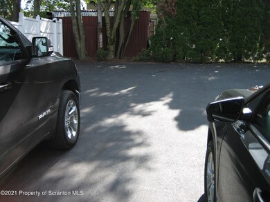 951 Main St, Scranton, PA 18519 - photo 7