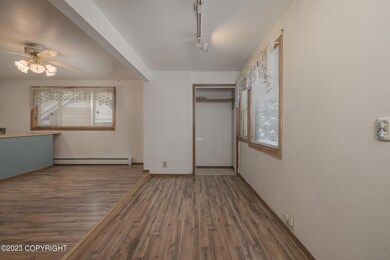 004 _ 2023.01.18 . 624 N Pine St