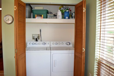 207 Yorkshire Ct, Old Bridge, NJ 08857 - photo 6