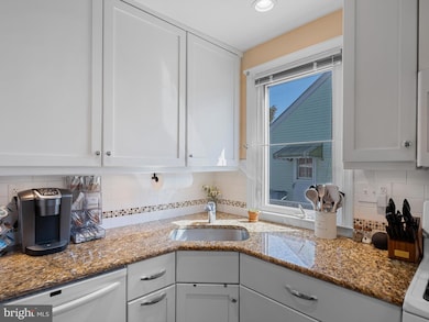 109 Vilone Rd, Wilmington, DE 19805 - photo 6