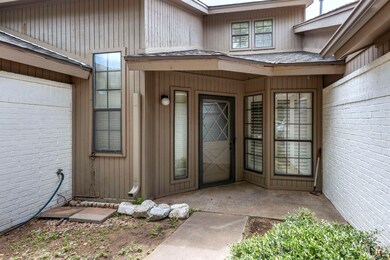 1314 Twisted Oaks Dr, Duncan, OK 73533 - photo 2