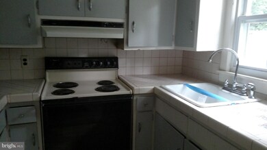 18 Friendship Rd, Friendship, MD 20758 - photo 2