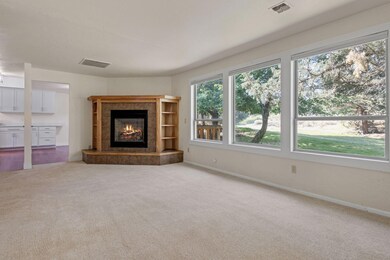 20749 Canterbury Ct, Bend, OR 97702 - photo 4
