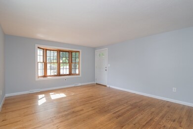 220 Keddy St unit 1, Springfield, MA 01109 - photo 5
