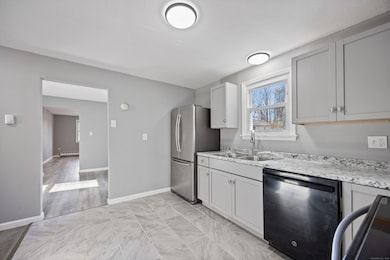 4 Esperon St, Waterbury, CT 06705 - photo 7