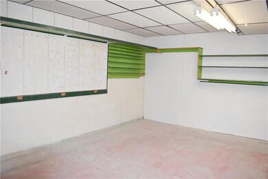 1750 E Diehl Ave, Des Moines, IA 50320 - photo 5