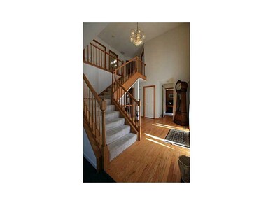 Entryway. Open entry