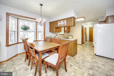 141 Jefferson Ave, Locust Grove, VA 22508 - photo 6