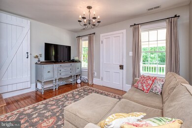 39950 Oatlands Mill Rd, Leesburg, VA 20175 - photo 6