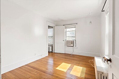 35 Frost St unit 2, Framingham, MA 01701 - photo 4