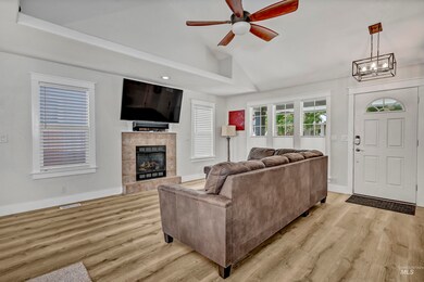 2135 N Trail Creek Ln, Eagle, ID 83616 - photo 6