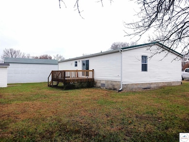 600 S 7th St, Deepwater, MO 64740 - photo 2