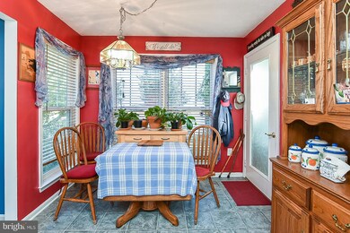 307 Piney Forest Dr, Colonial Beach, VA 22443 - photo 7