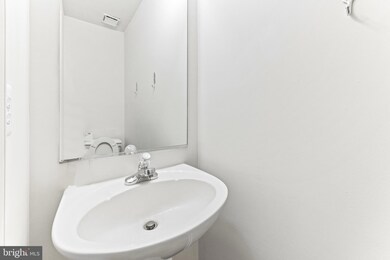 8107 Shoal Creek Dr, Laurel, MD 20724 - photo 4