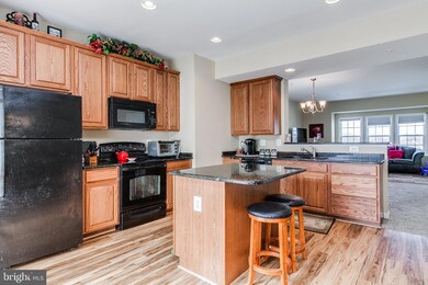 10301 Lantern Ln, Hagerstown, MD 21740 - photo 7