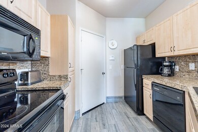 5-web-or-mls-Orangewood-5