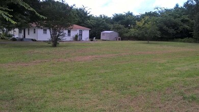 1424 Charles Bryan Rd, Cordova, TN 38018 - photo 5