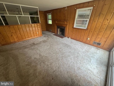 536 Brook Rd, Towson, MD 21286 - photo 2