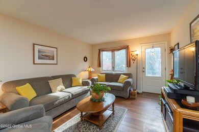 48 Velina Dr, Albany, NY 12203 - photo 4