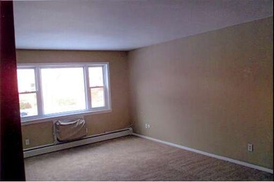 267 Regency Park Dr, Agawam, MA 01001 - photo 2