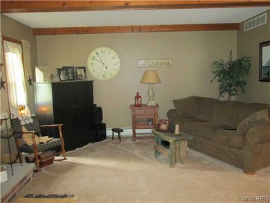 439 Homestead Dr, North Tonawanda, NY 14120 - photo 5