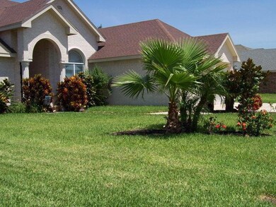 2621 Leslie St, Edinburg, TX 78539 - photo 2