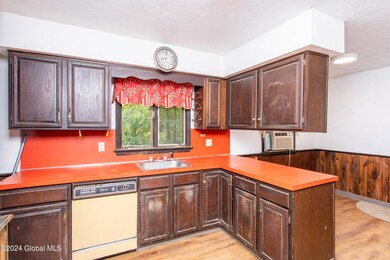 17 Tieman Rd, Schenectady, NY 12302 - photo 5