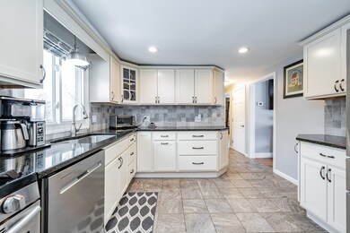 32 Hudson Ave, Chicopee, MA 01020 - photo 5