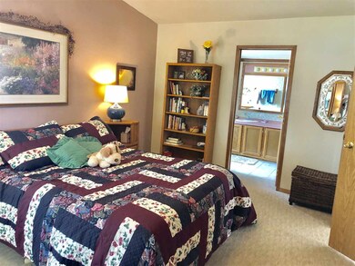 141 S Broadway St, Tekoa, WA 99033 - photo 6