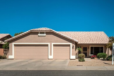 3 Car Garage