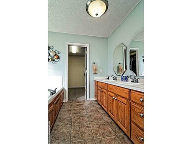 14801 Park Ridge Dr, Lowell, AR 72745 - photo 6