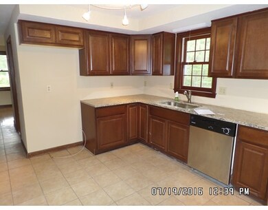 12 Jennifer Cir, Plymouth, MA 02360 - photo 6