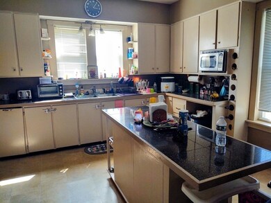 66 Chestnut St, Spencer, MA 01562 - photo 5