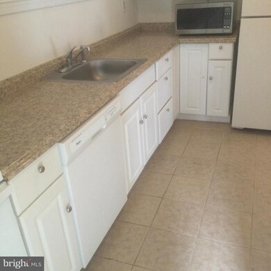 15001 Cherrywood Dr, Laurel, MD 20707 - photo 2