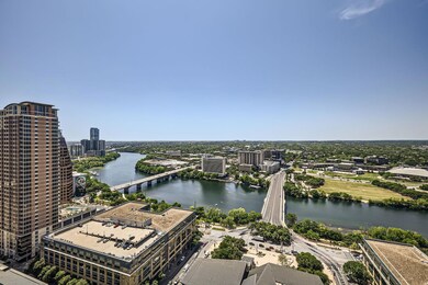 Bird's eye view with a view of city and a water v